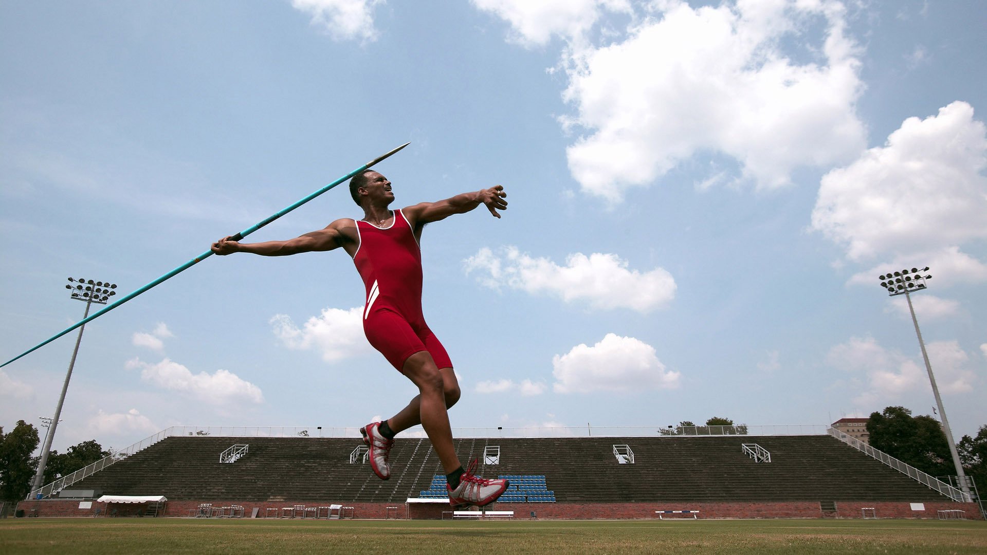 【马克·塞尔比】防守策略专家，赛场上的铁壁屏障，马克·塞尔比妻子